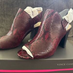 Vince Camuto Burgundy Snake Print Peep-Toe sling Backs